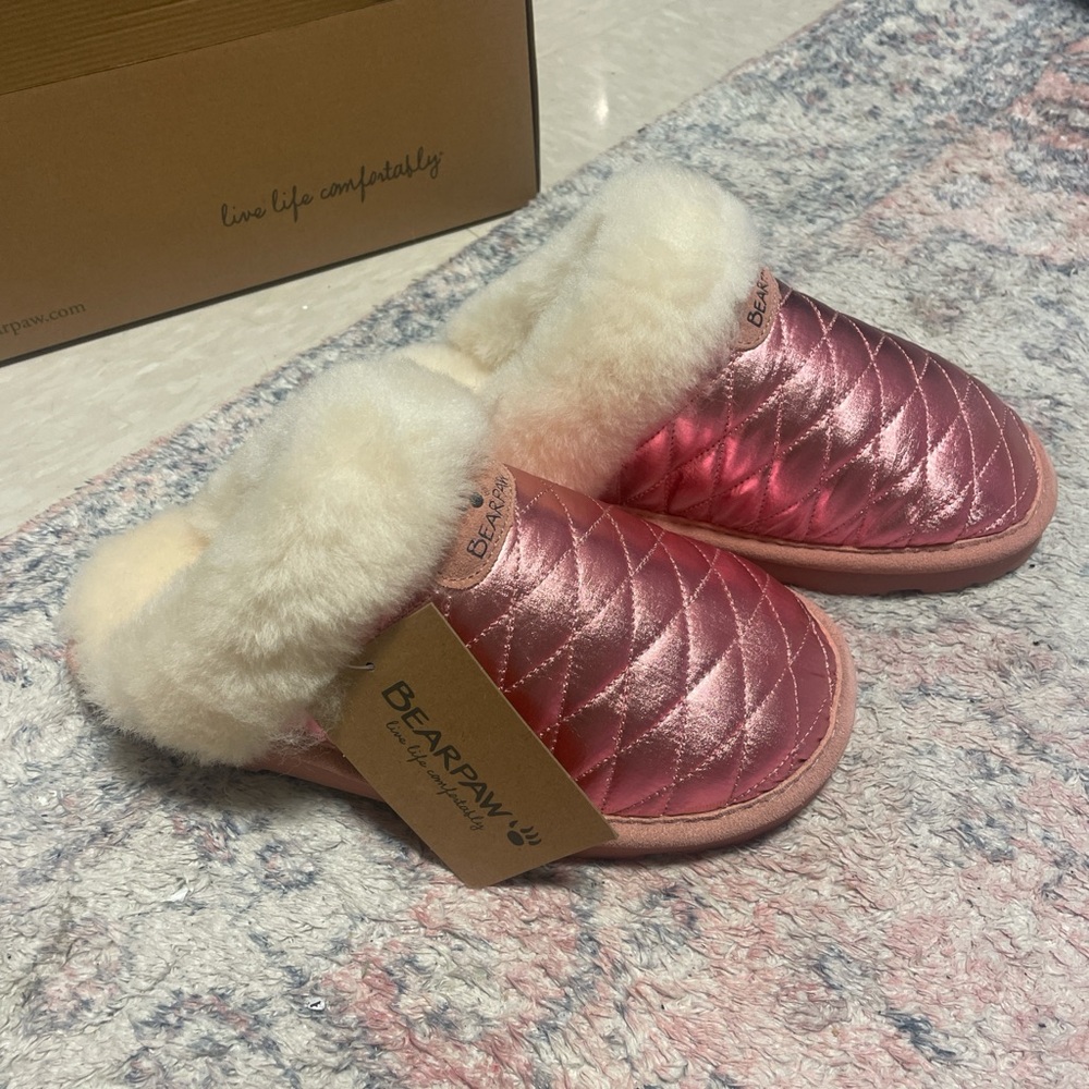 Metallic Pink Bearpaw slippers BRAND NEW WITH TAGS